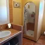 De L'hacienda 4 *